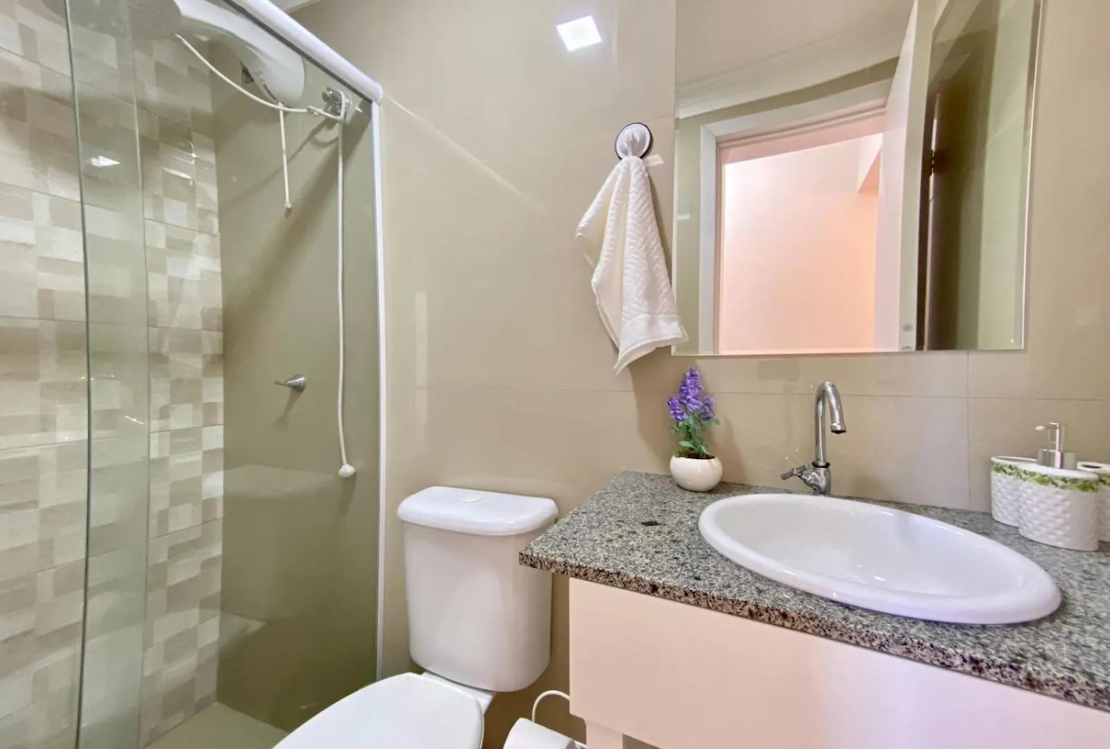 Apartamento Resid. Clube Mar Grosso - Laguna - Lag605 Brasil